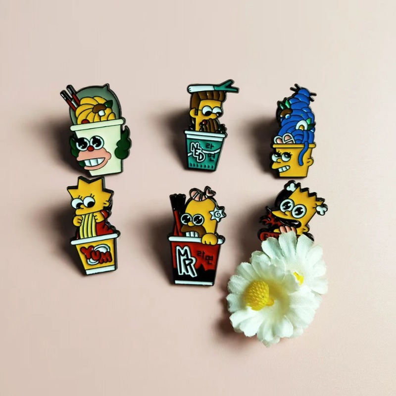 مجموعة من 6 قطع من شارات سيمبس - مراجعة Enamel Pin Set وسعره
